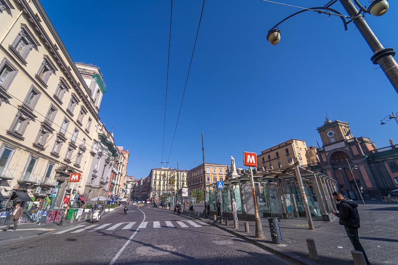 Affittacamere Le 4 Stagioni Dante's H Centro, By Clapa Group Napoli